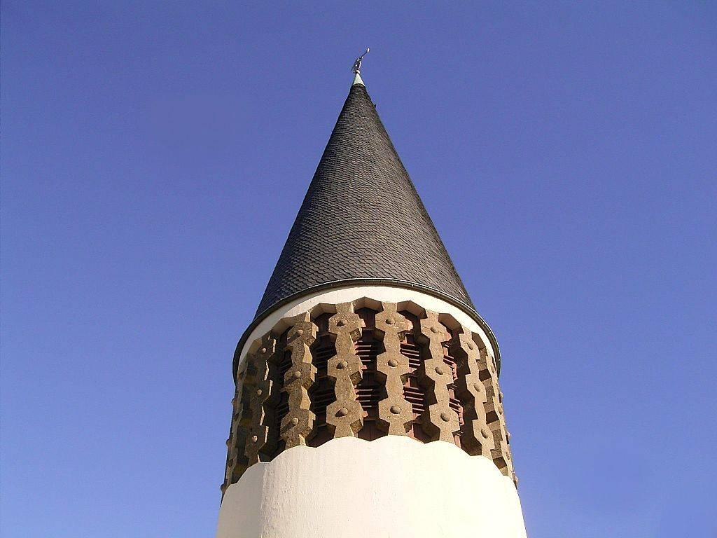 Kirchturm von St. Josef