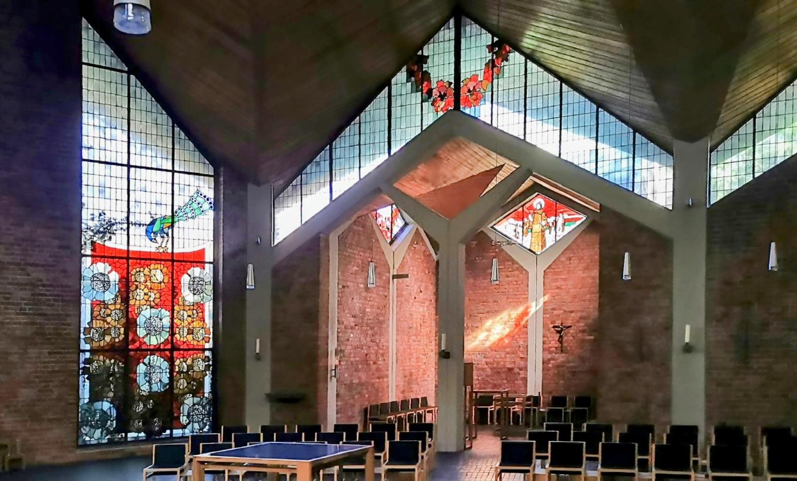 Innenansicht St. Franziskus in Bonn