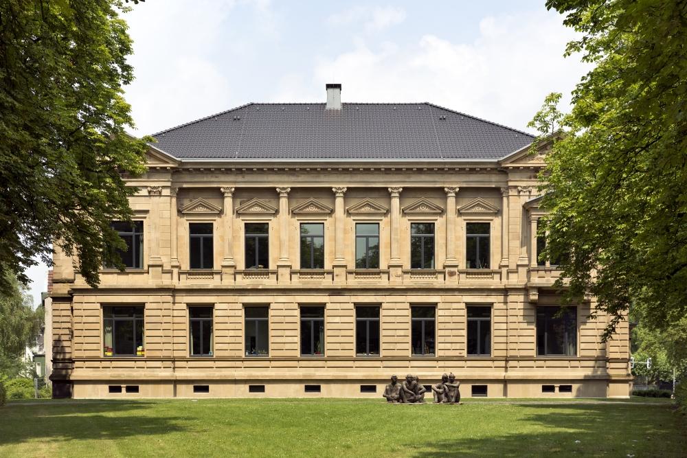 frontale Fassadenansicht Villa Rosenstein-Markhoff