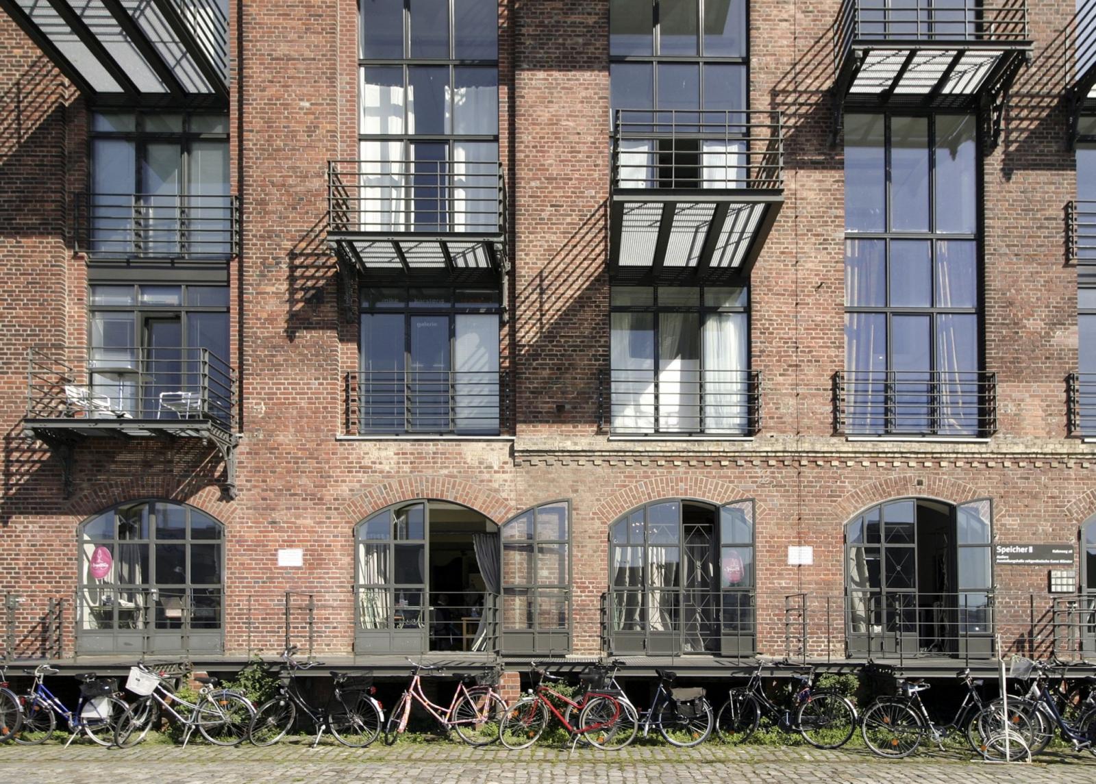 Stadthafen I, Hafenviertel Münster, Nordseite Kreativkai, Detailbild