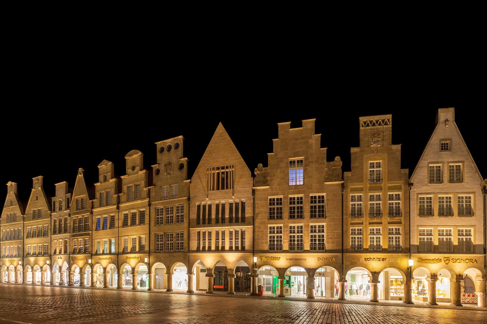 Giebelständige Fassaden Prinzipalmarkt (mittiges Gebäude)