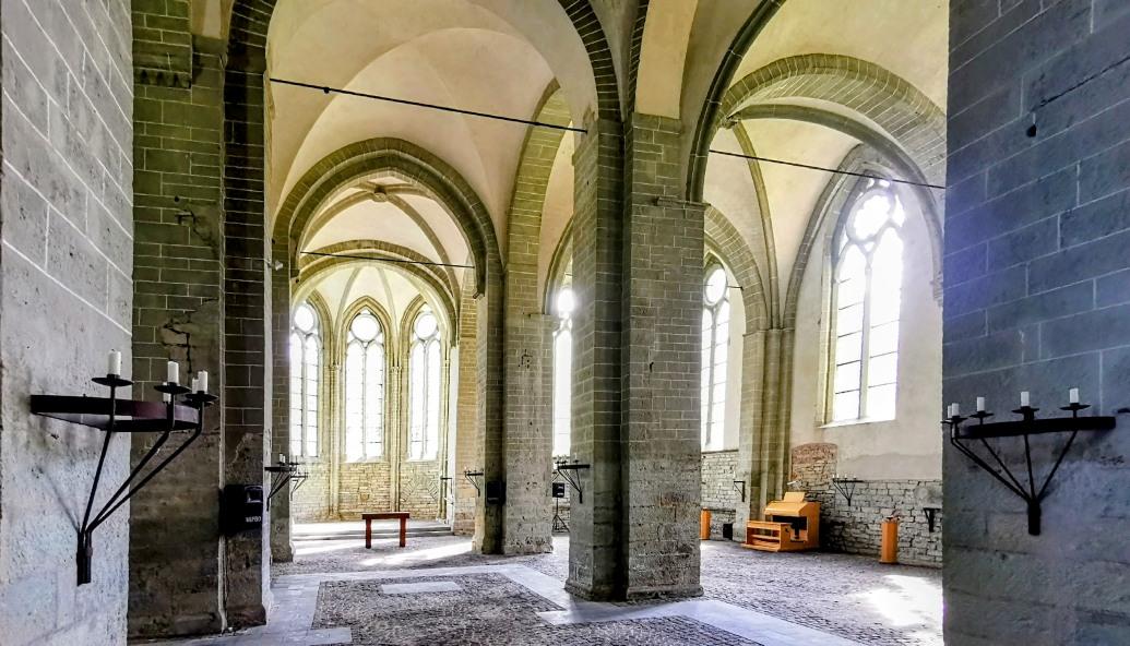 Blick in den Kirchenraum