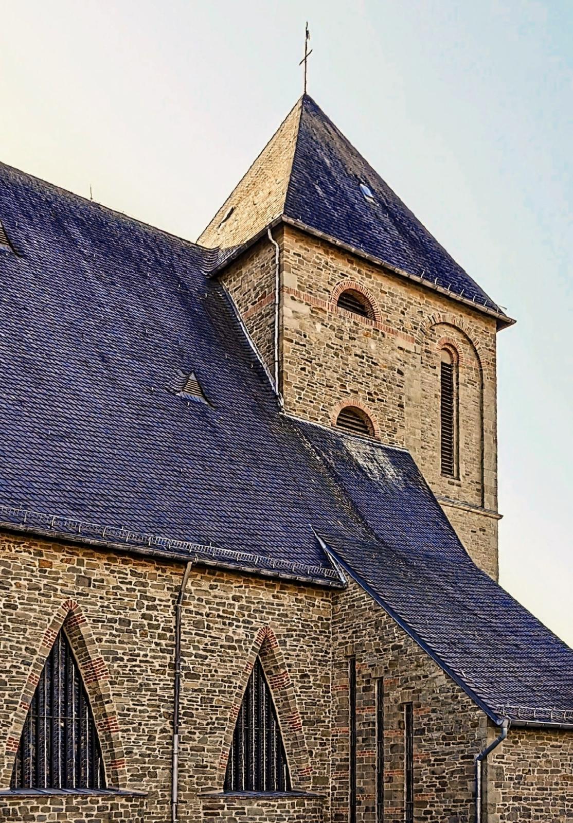 Nordseite mit Turm