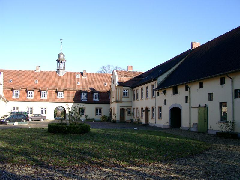 Blick in den Innenhof der Anlage