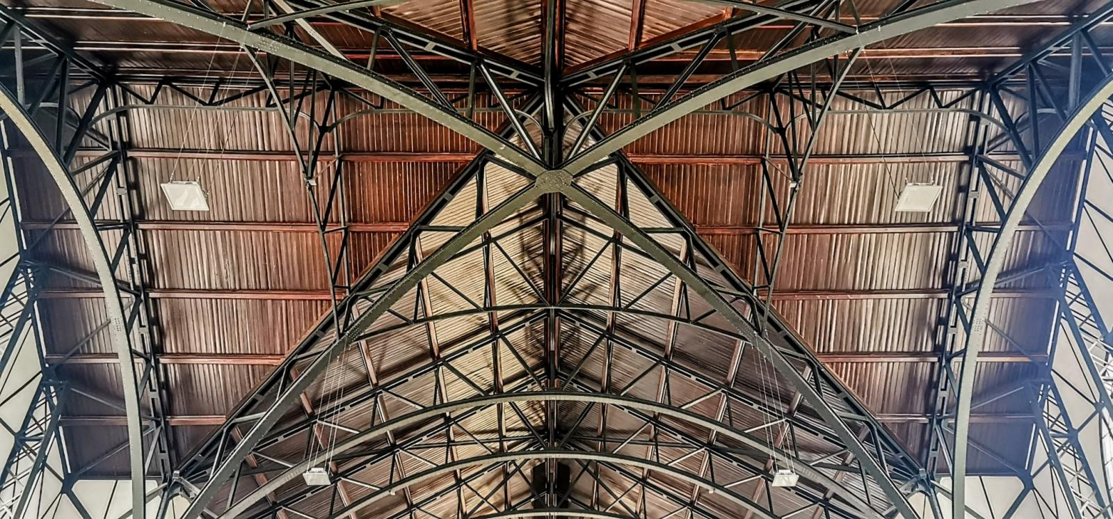 Deckenuntersicht Maschinenhalle