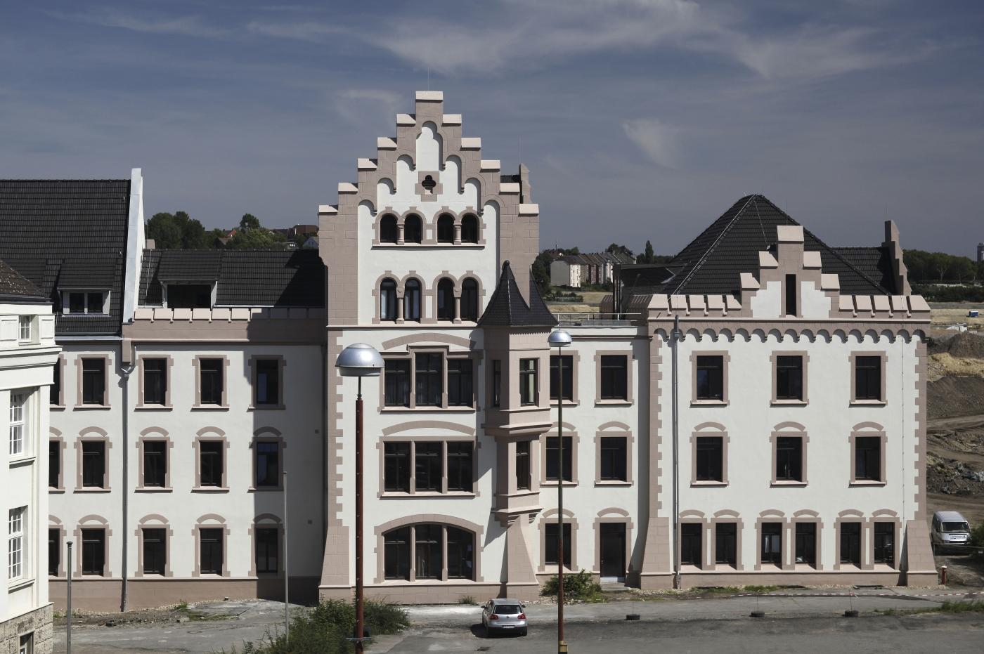 Blick auf die Westfassade