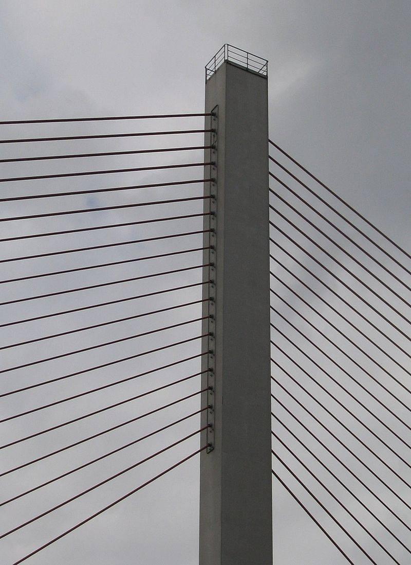 Der westliche Pylon im Detail