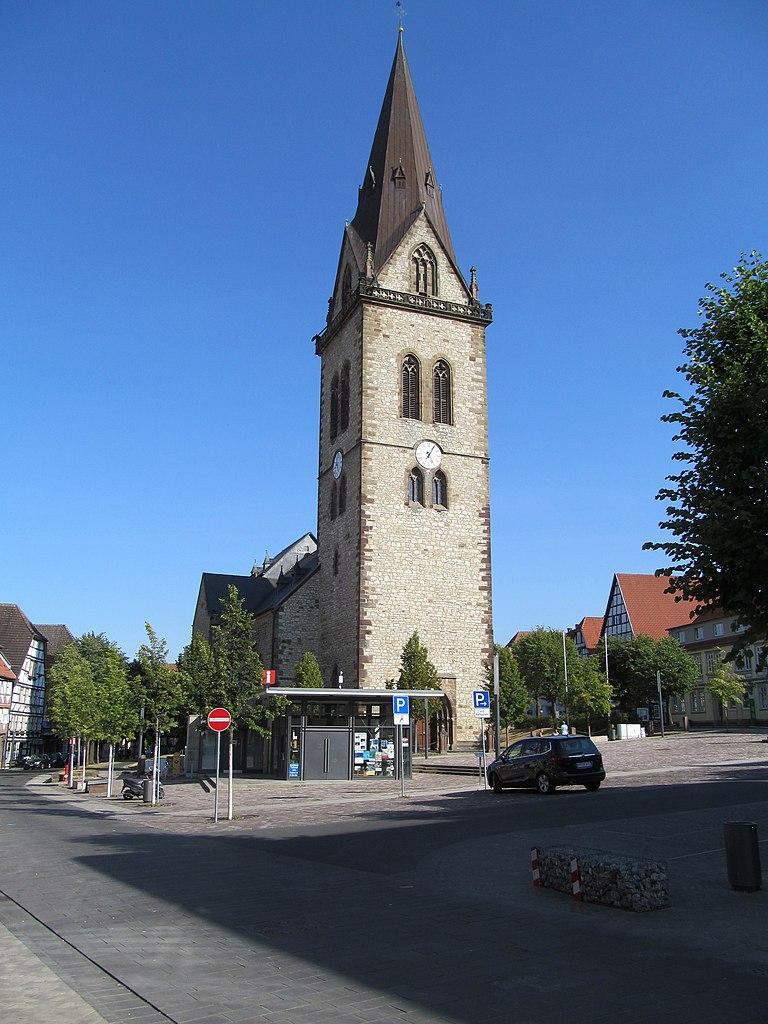 Katholische Pfarrkirche St. Johannes Baptist Turmansicht