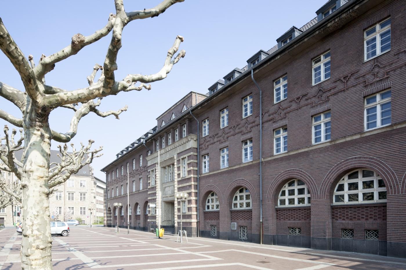 Blick auf das Polizeipräsidium