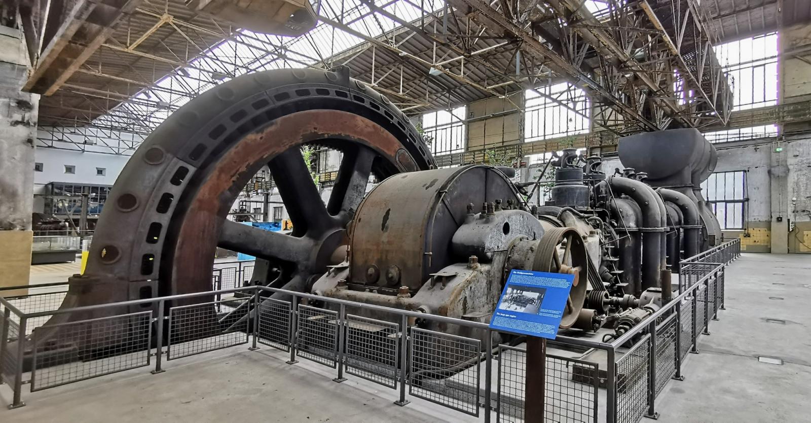 Gebläsehalle mit Kompressor