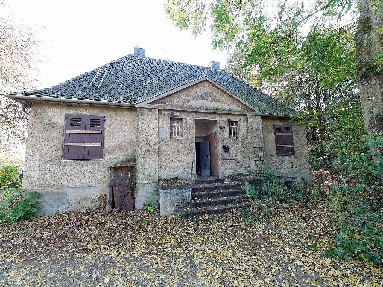 Betriebsleiterwohnhaus - Frontansicht