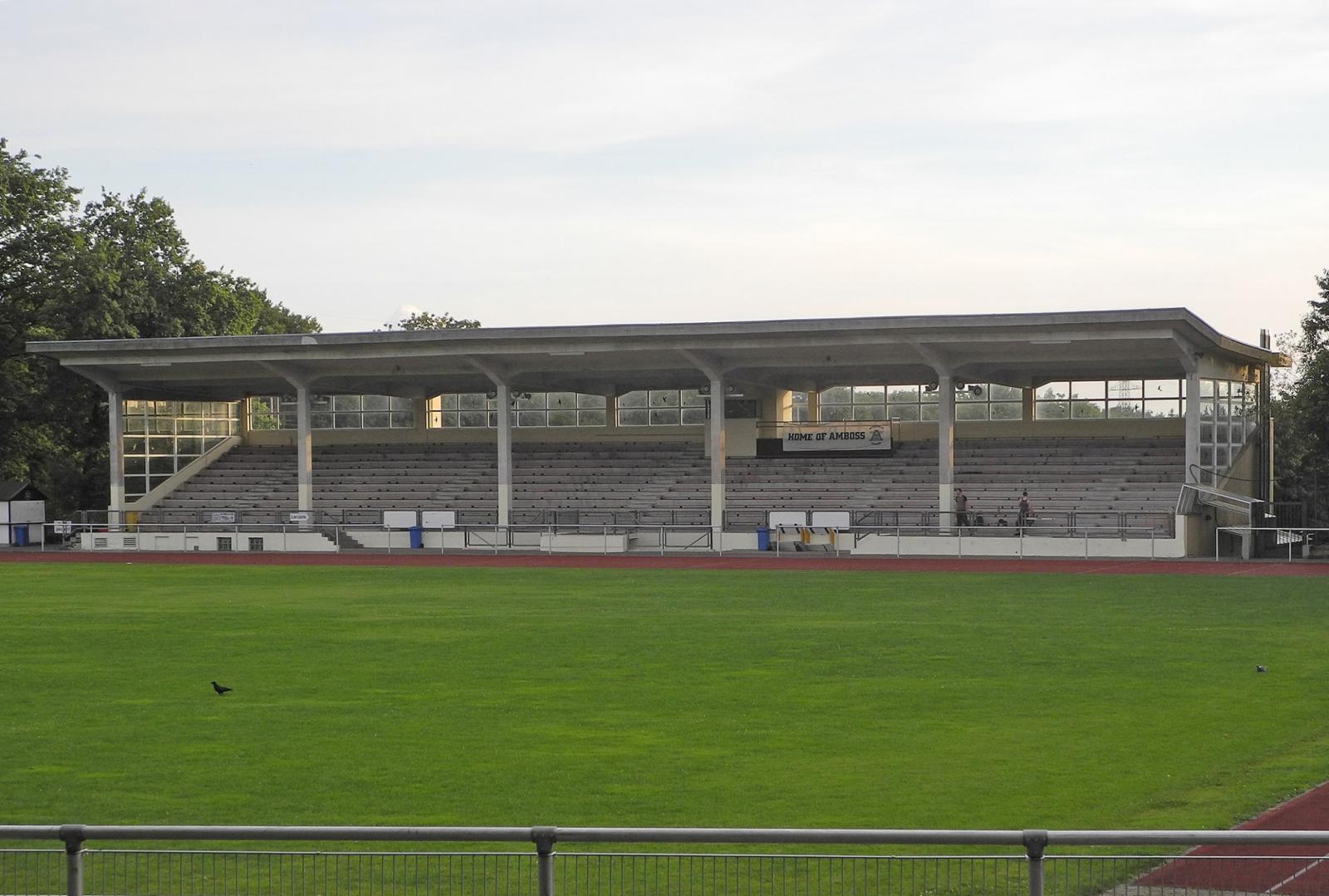 Tribüne Stadion Reinshagen