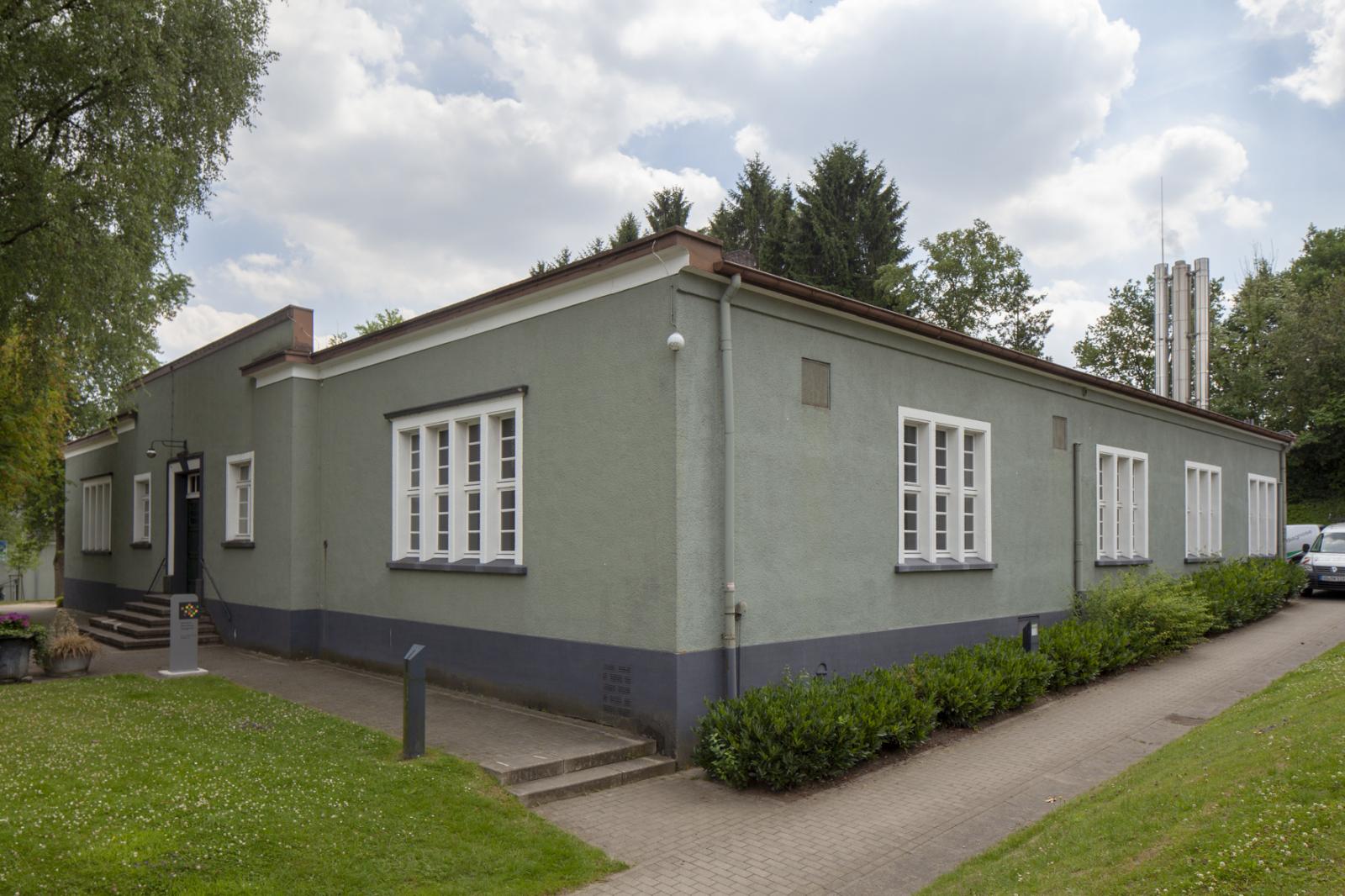 Außenansicht Waschhaus der Siedlung Weegerhof