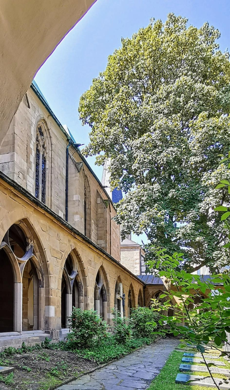 Kreuzgang Essener Dom
