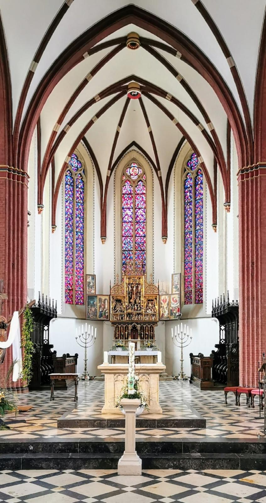 Blick in den Chor
