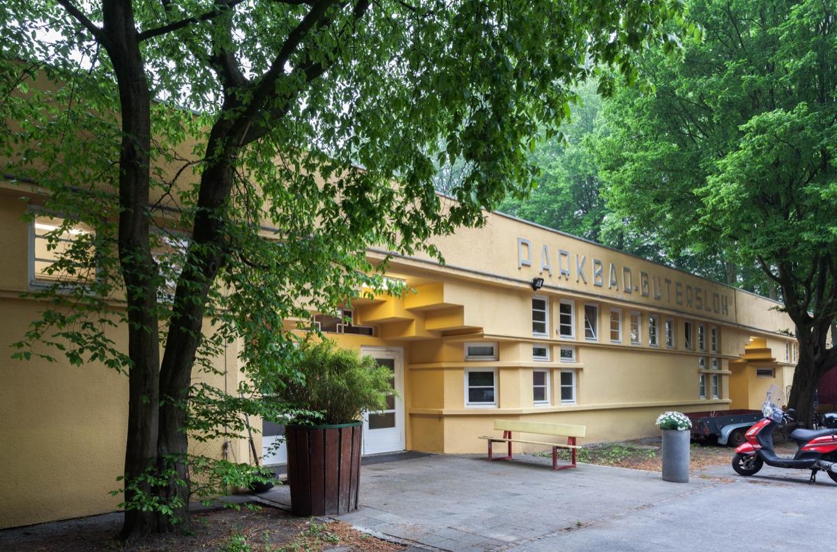 Gütersloh, Am Parkbad 7, Parkbad Gütersloh, Eingangsbereich