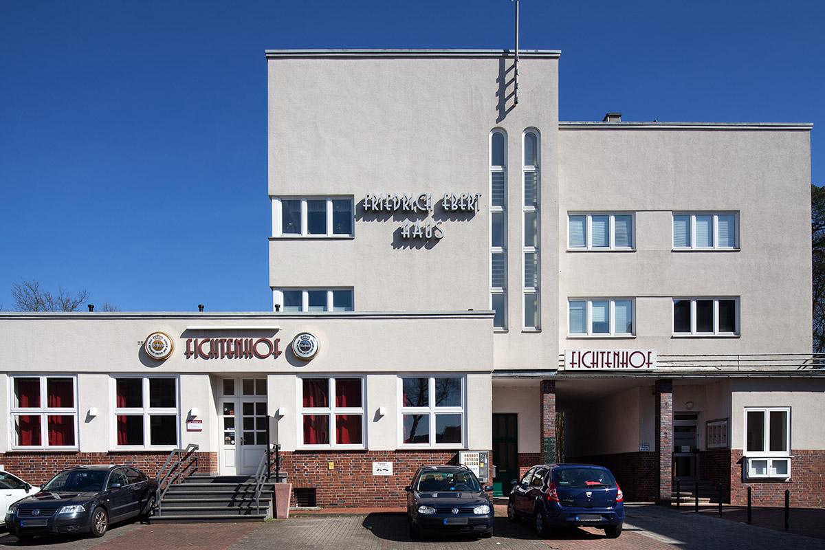 Bielefeld, Heinrich-Forke-Str. 5, Friedrich-Ebert-Haus, Hauptfassade