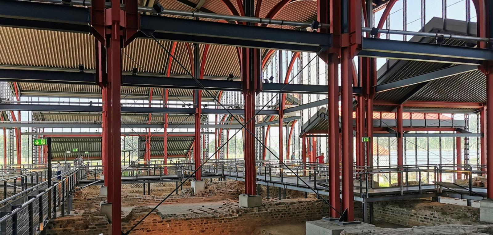 Innensicht Thermenschutzbau