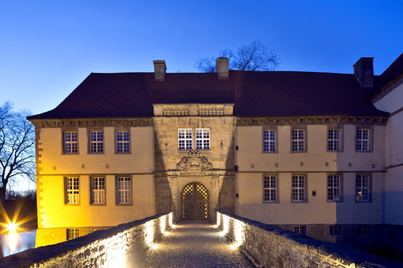 Zufahrt zum Schloss