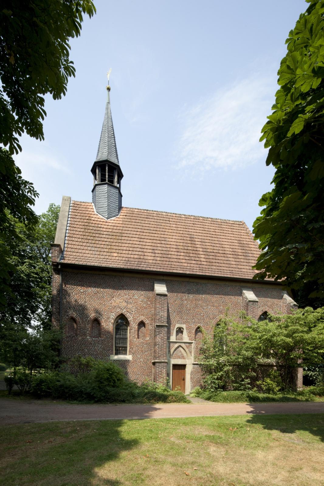 Südseite der Schlosskapelle