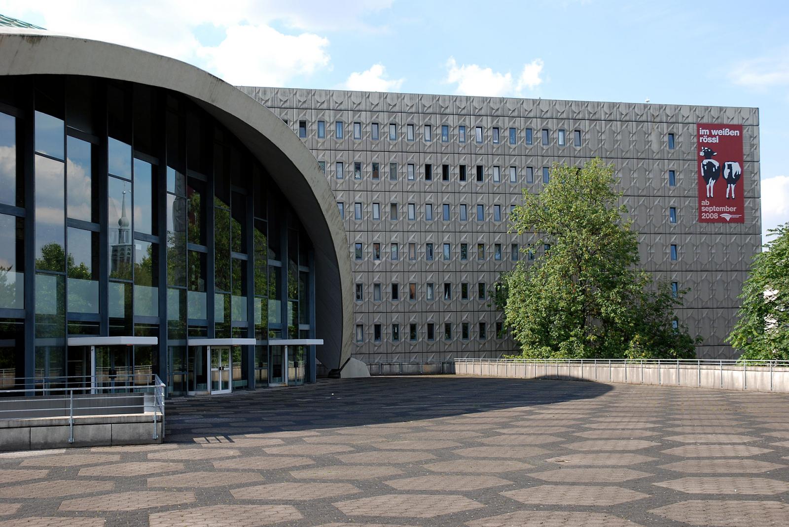 Ansicht achtgeschossiger Querriegel