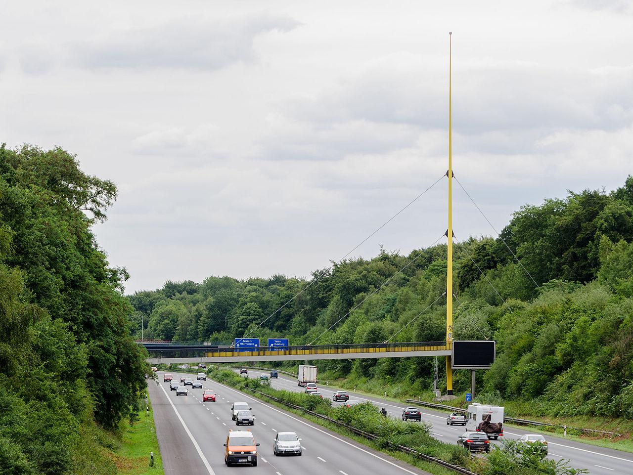Expo-Brücke über der A3