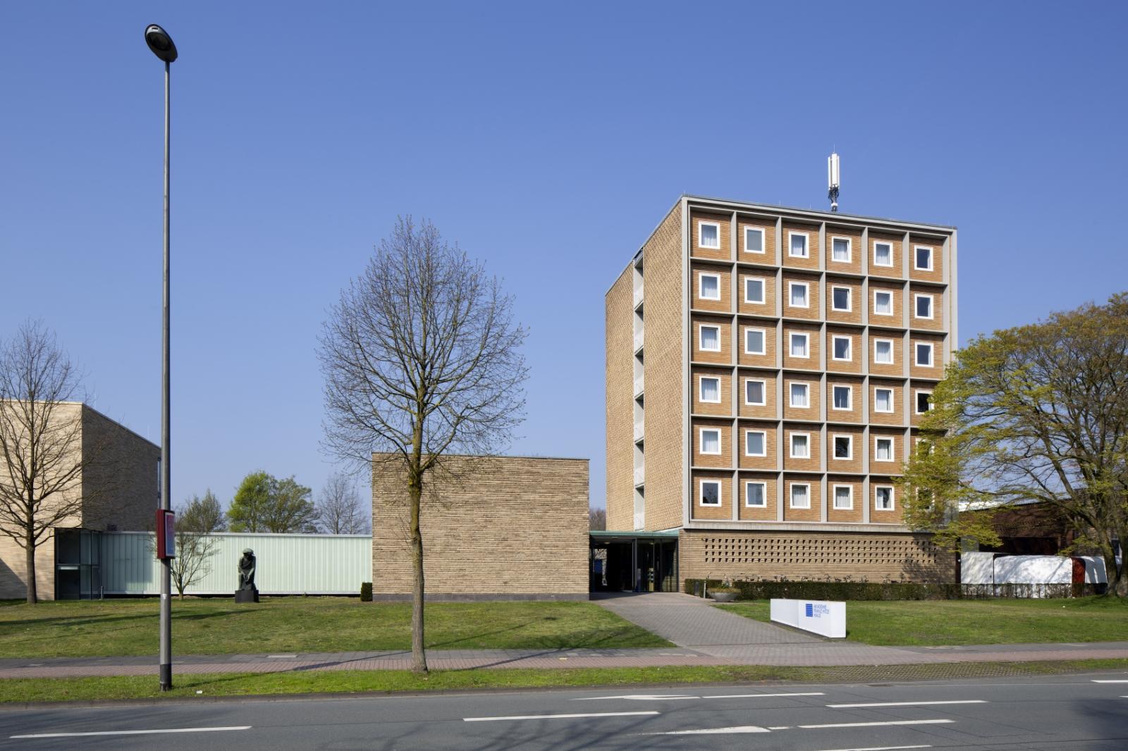 Franz-Hitze-Haus Straßenansicht