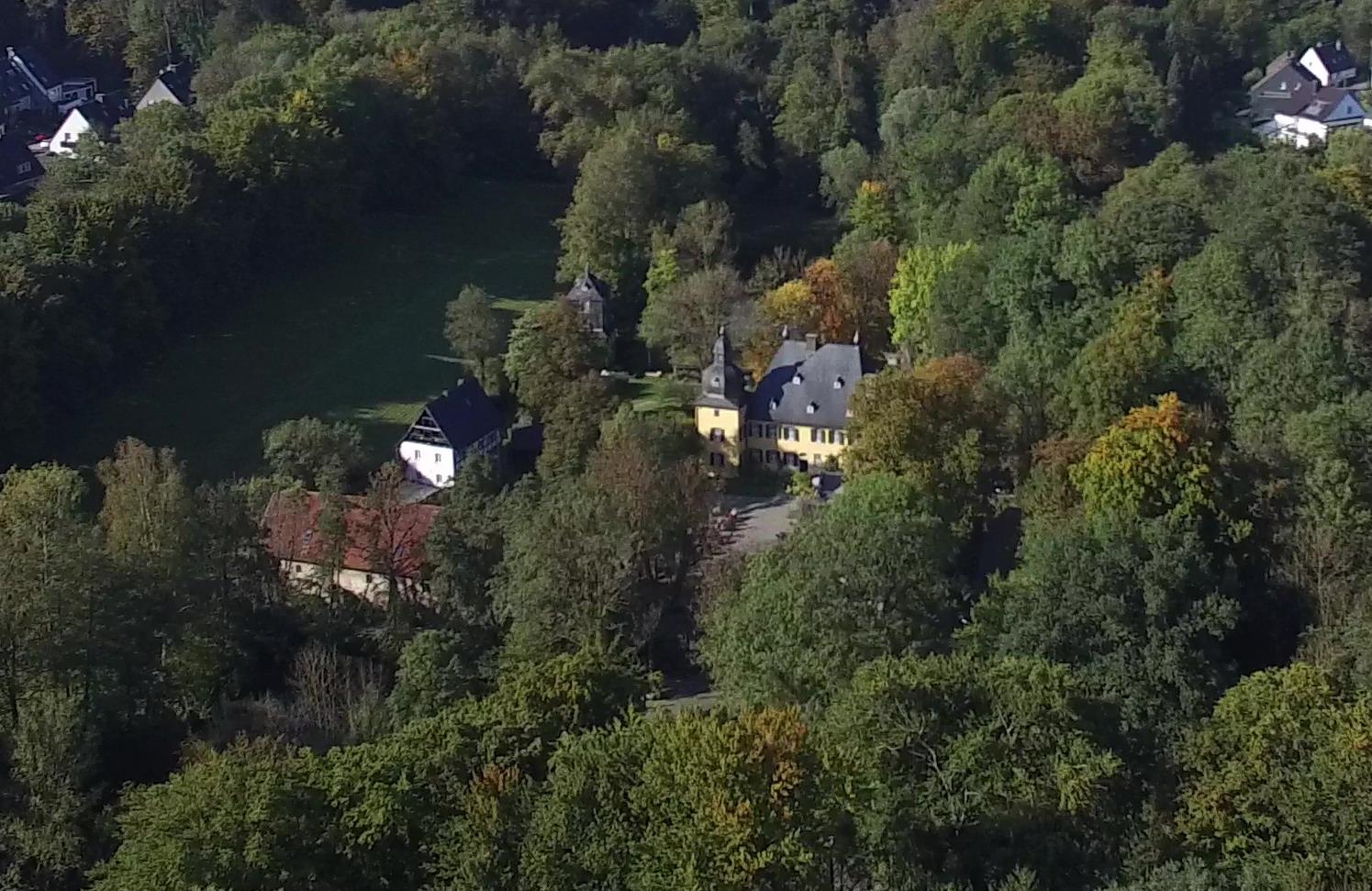 Schloss Lüntenbeck, Luftbild