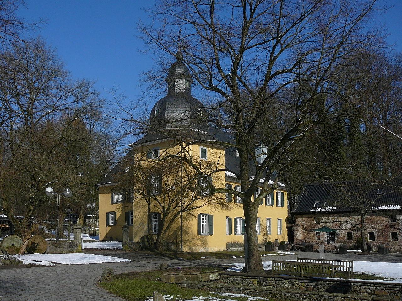 Schloss Lüntenbeck, Haupthaus
