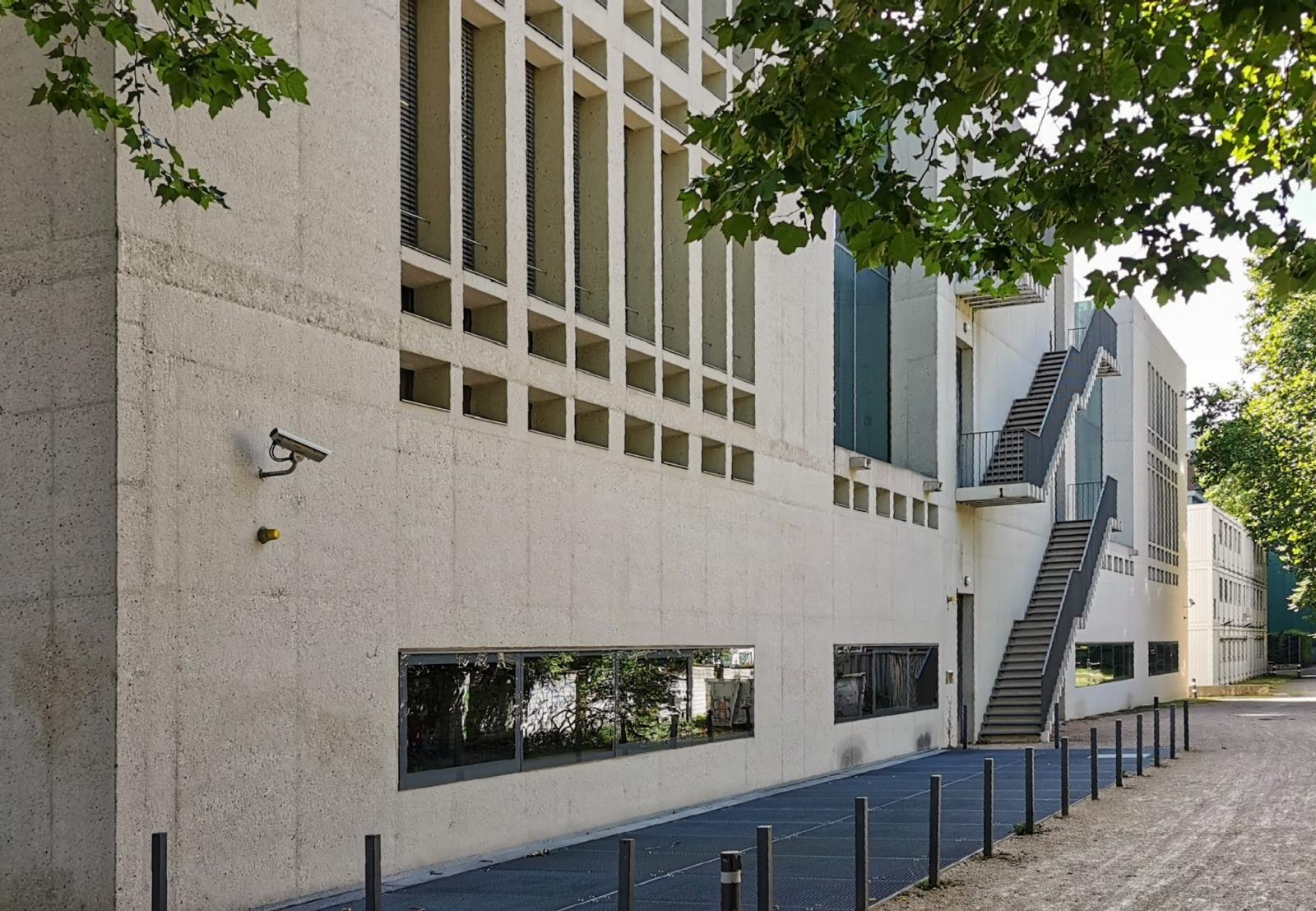 Rückseite  des Seminargebäudes