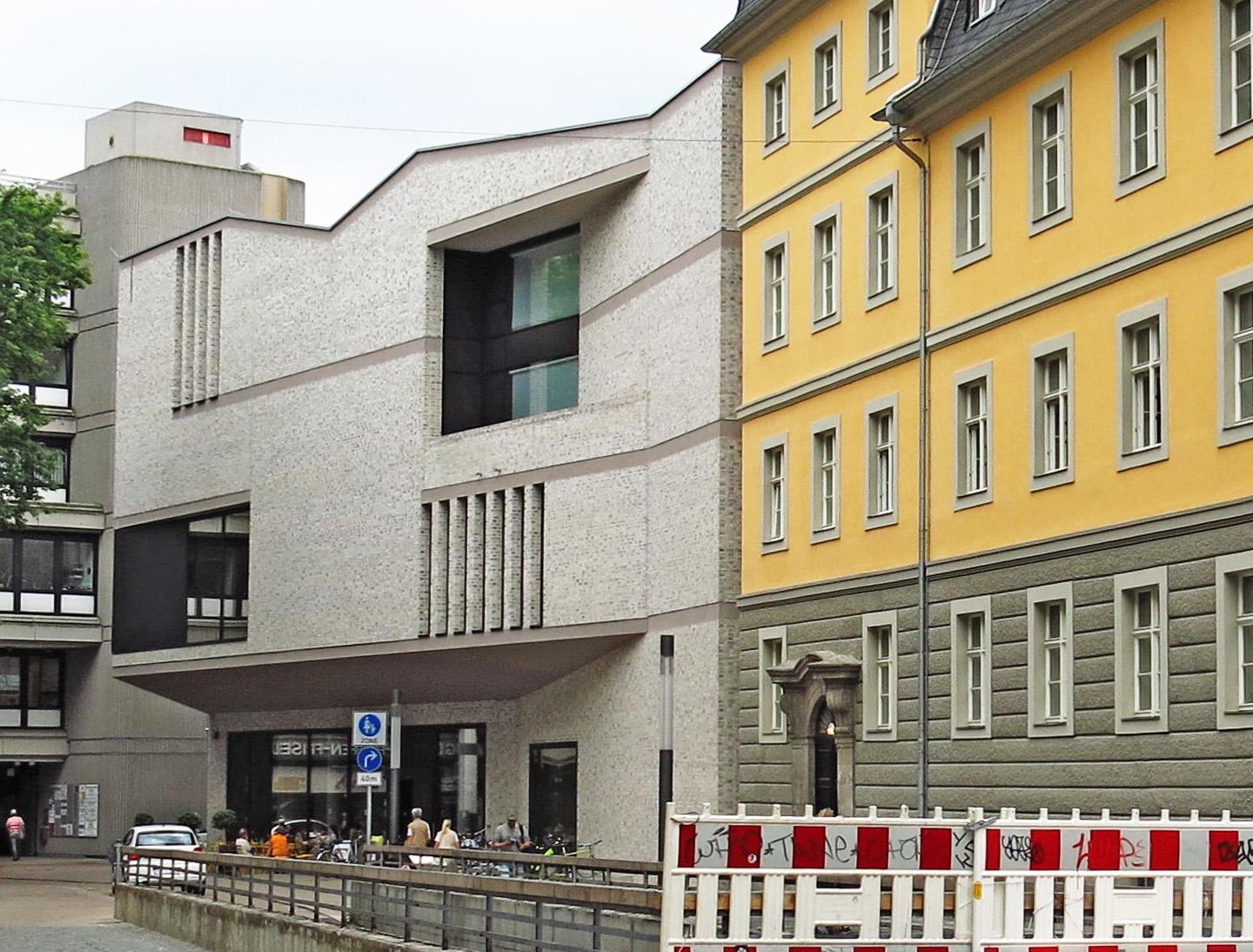 Das neue Entreegebäude zum Haus der Bildung