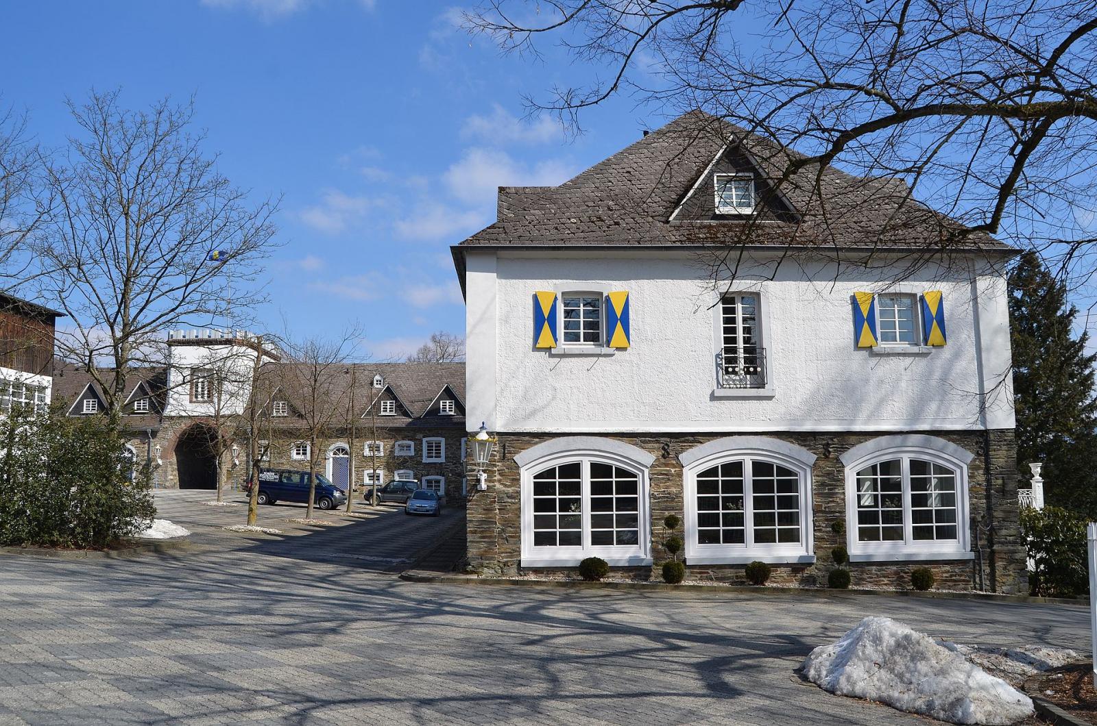 Schlosshotel Westansicht