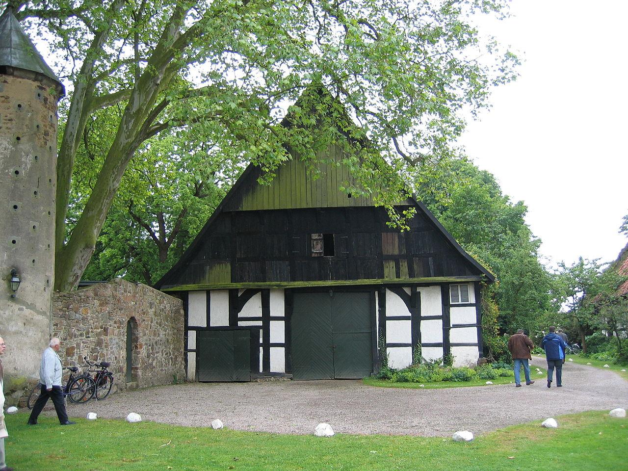 Wirtschaftsgebäude
