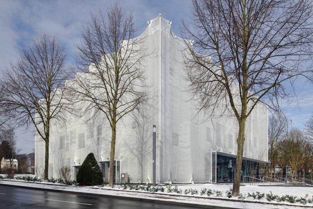 Textilakademie NRW mit textiler Fassade