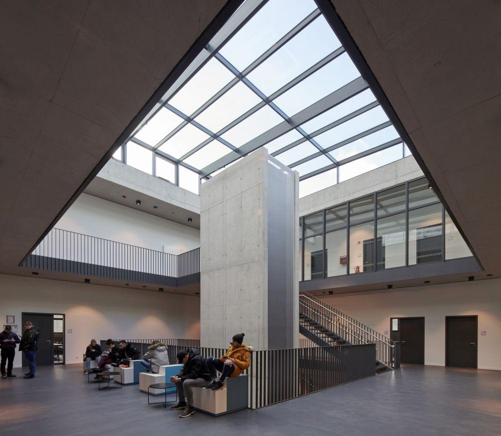 Textilakademie NRW - Blick ins Atrium
