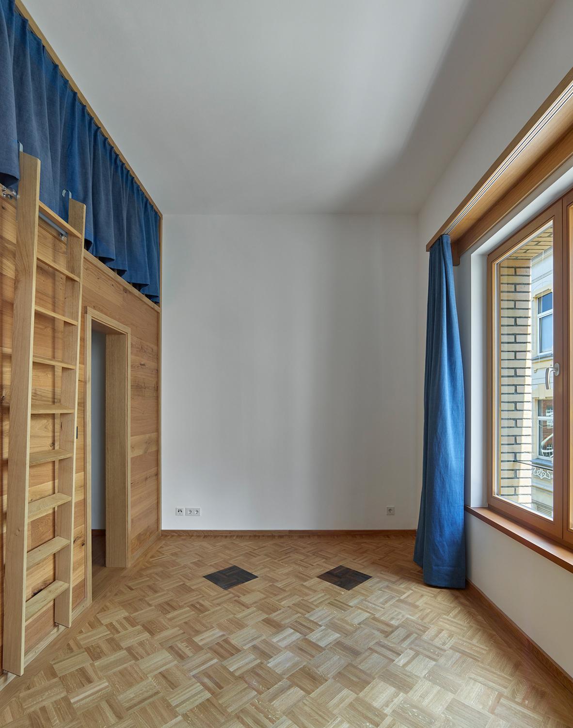 Haus im Burggarten, Innenraum
