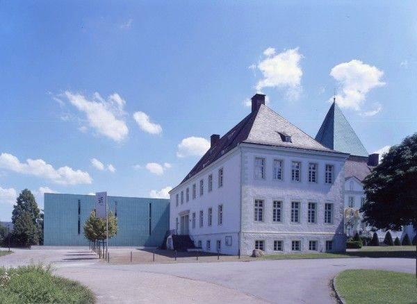 Abtei mit Erweiterungsbau