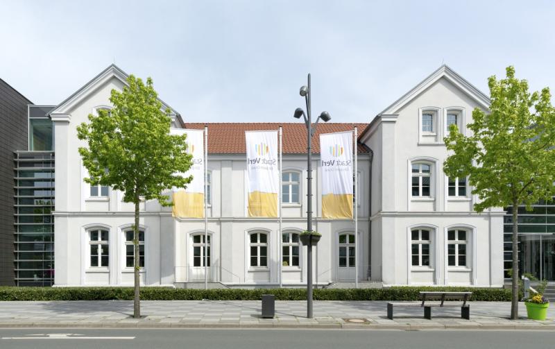 Sanierung und Anbau Rathaus Verl