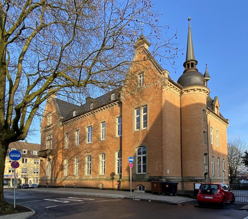 Kreishaus Lennep (heute Pestalozzi-Schule)