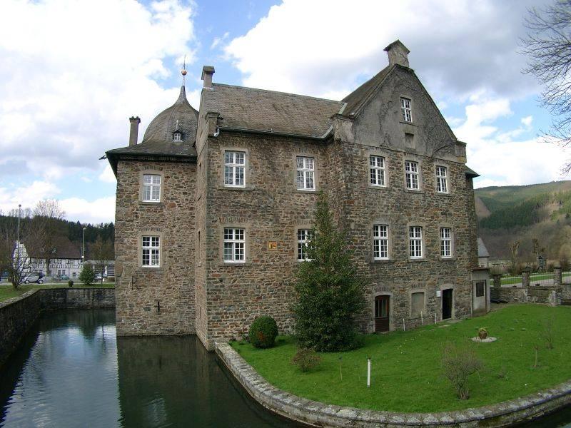 Wasserburg Schloss Lenhausen