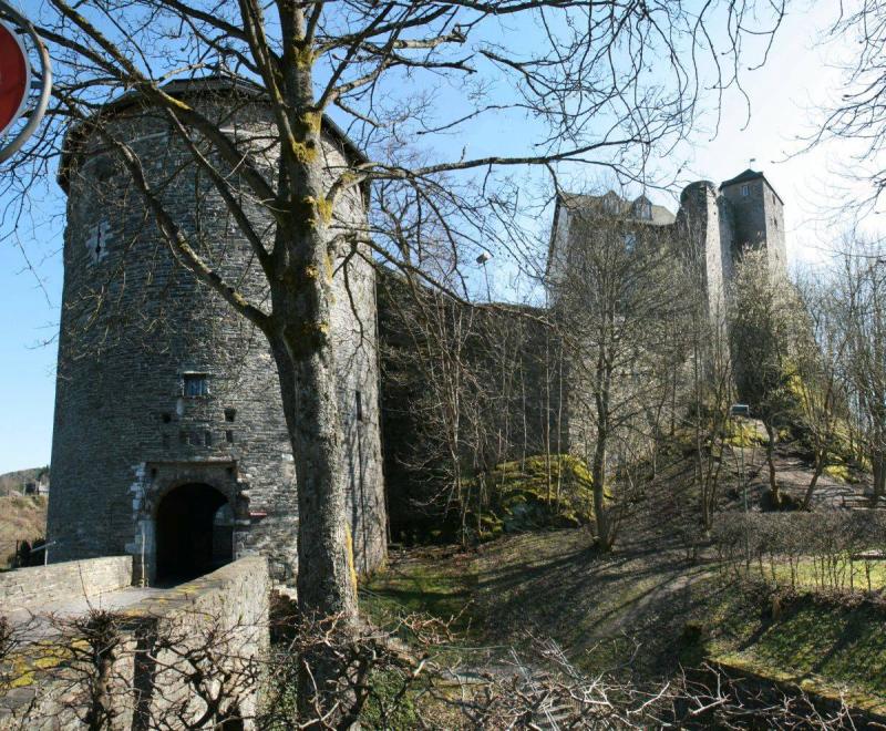 Burg Monschau 