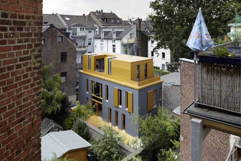 Hinterhofhaus Tannenstraße