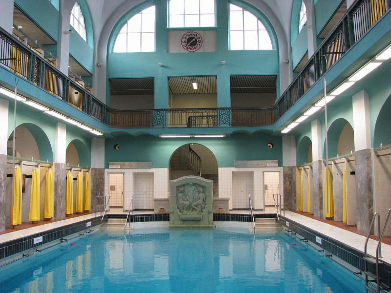 Elisabeth-Schwimmhalle (Elisenbad) Aachen