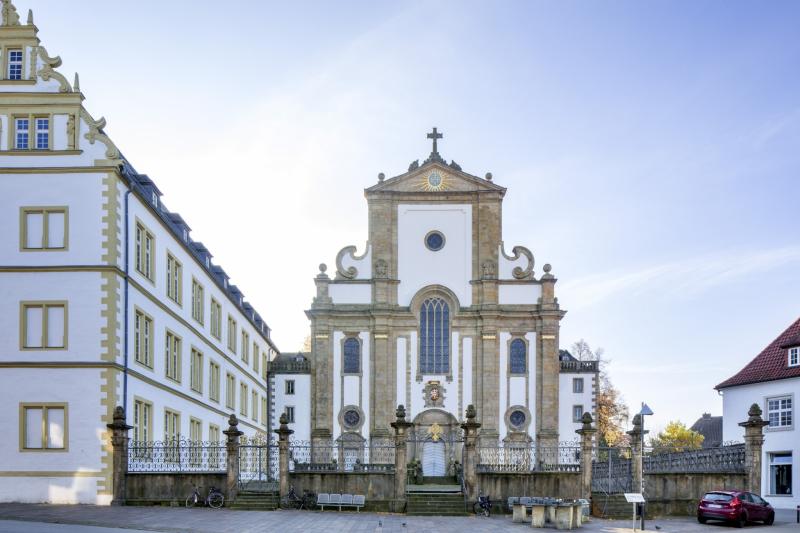 Kath. Universitäts- und Marktkirche St. Franz Xaver