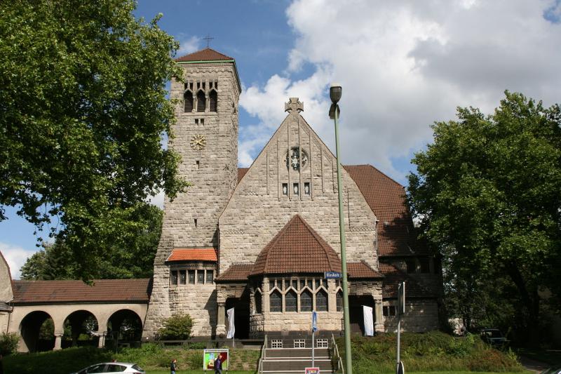 Lutherkirche am Stadtpark Bochum 