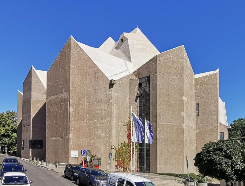 Neue Wallfahrtskirche St. Maria, Königin des Friedens