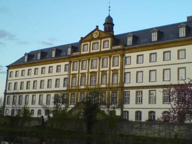 Ehem. Jesuitenkolleg (Mauritius-Gymnasium Büren)