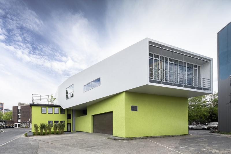 Kontrastwerk: decK1, Dachaufstockung