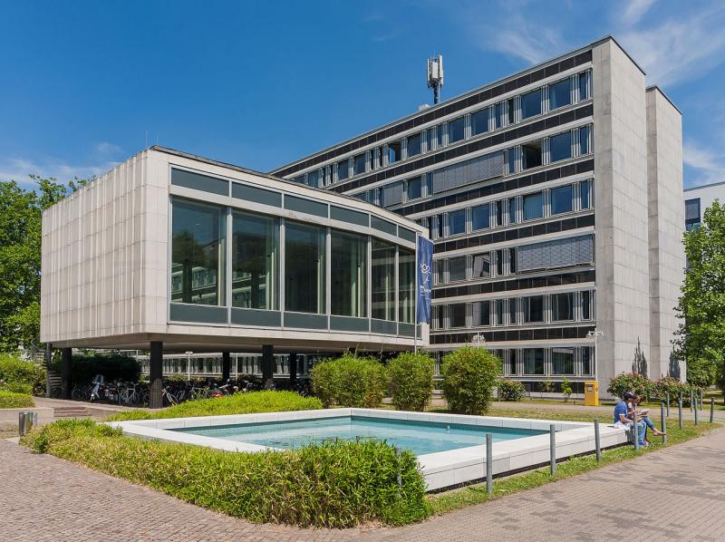 Verwaltungs- und Bürogebäudekomplex Tulpenfeld (Allianzbauten)