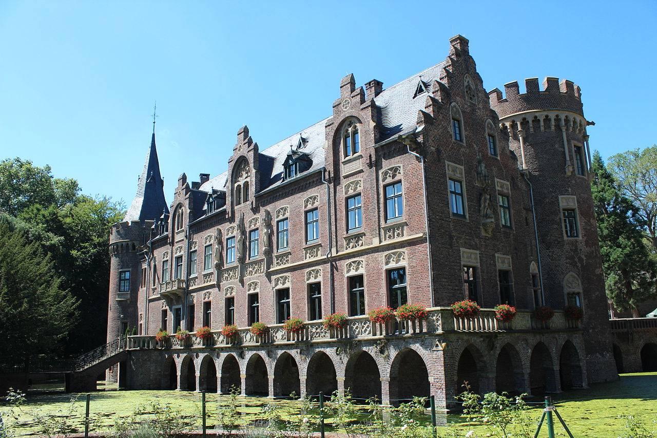Schloss Paffendorf Bergheim, Architektur baukunstnrw